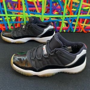 Air Jordan Boy's Retro 11 low "Infrared 23" Basketball Sneakers (GS) Size: 6